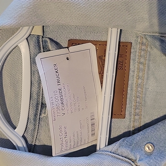 Levi's Jean Jacket - Picture 3 of 4